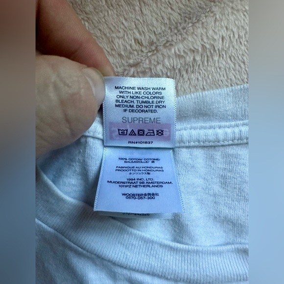 SUPREME T-Shirt: “F*ck Money, I Love Supreme” (Size Medium) - Picture 6 of 6